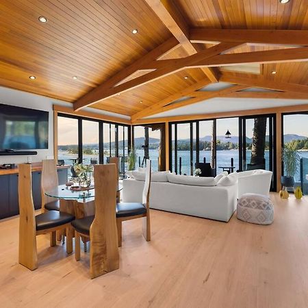 Kingfisher Manor Villa ซูค ภายนอก รูปภาพ