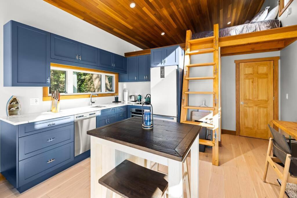 Kingfisher Manor Villa ซูค ภายนอก รูปภาพ