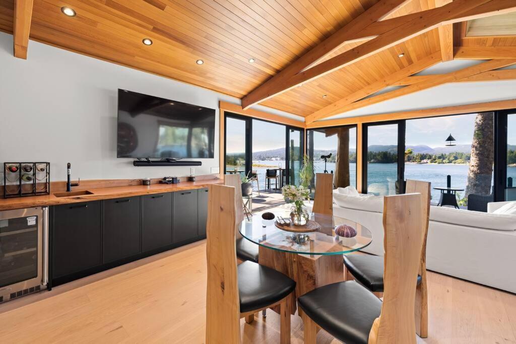 Kingfisher Manor Villa ซูค ภายนอก รูปภาพ
