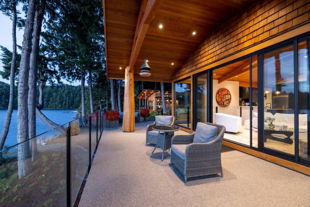 Kingfisher Manor Villa ซูค ภายนอก รูปภาพ