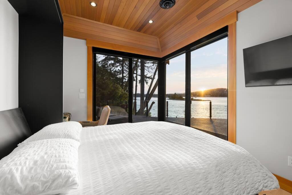Kingfisher Manor Villa ซูค ภายนอก รูปภาพ