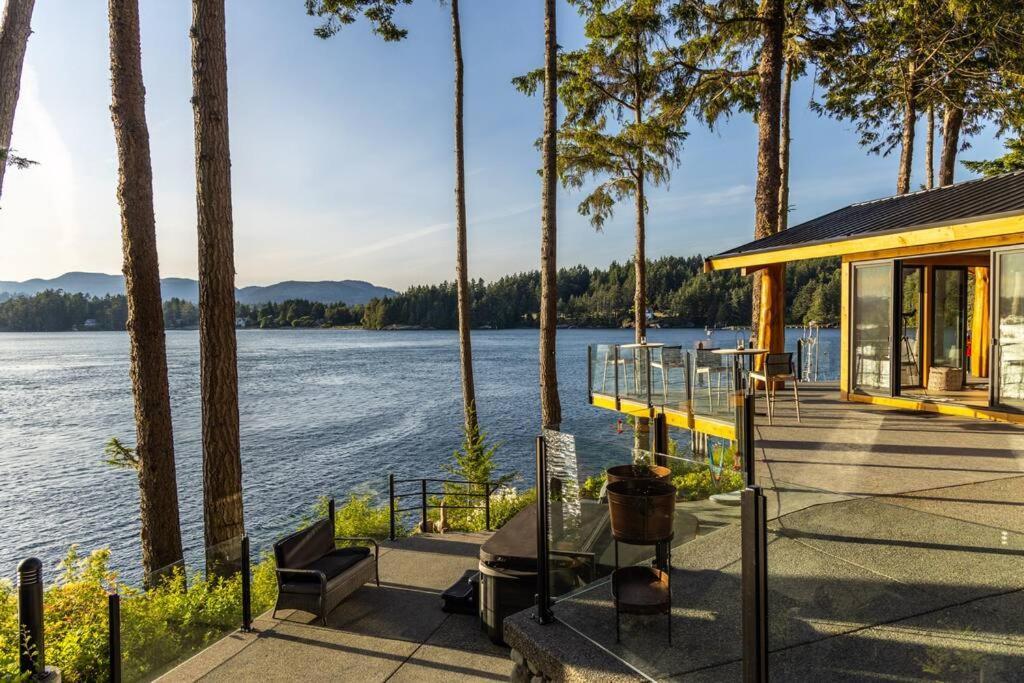 Kingfisher Manor Villa ซูค ภายนอก รูปภาพ