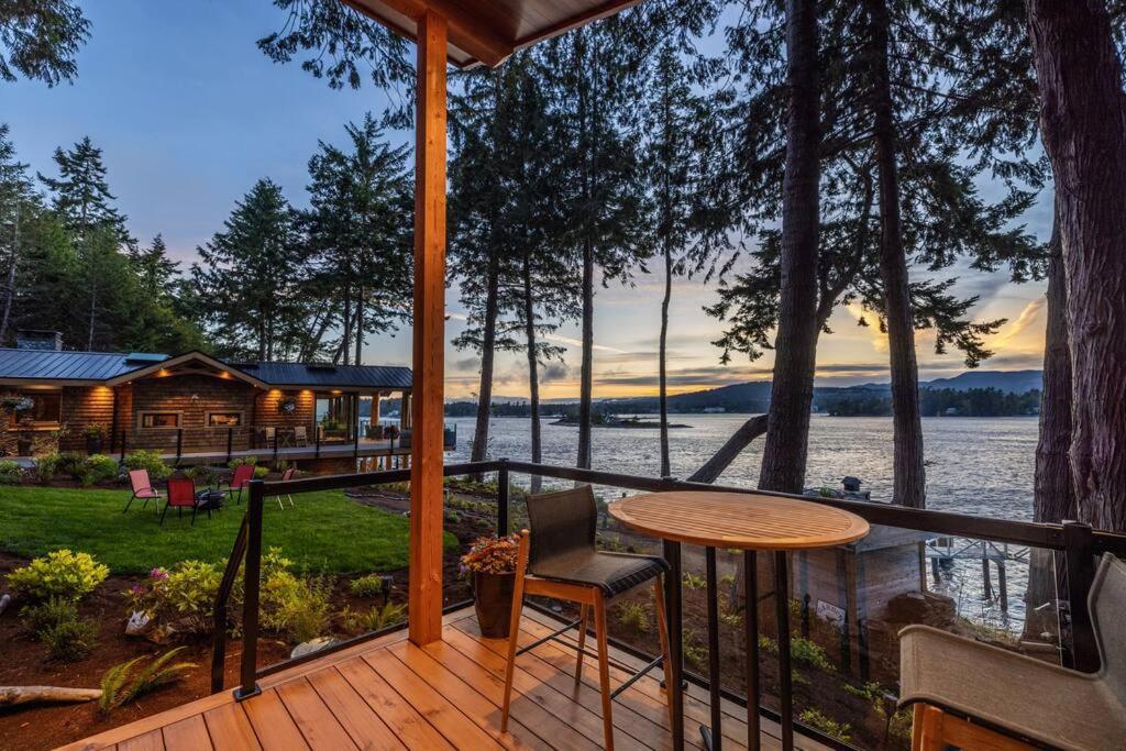 Kingfisher Manor Villa ซูค ภายนอก รูปภาพ