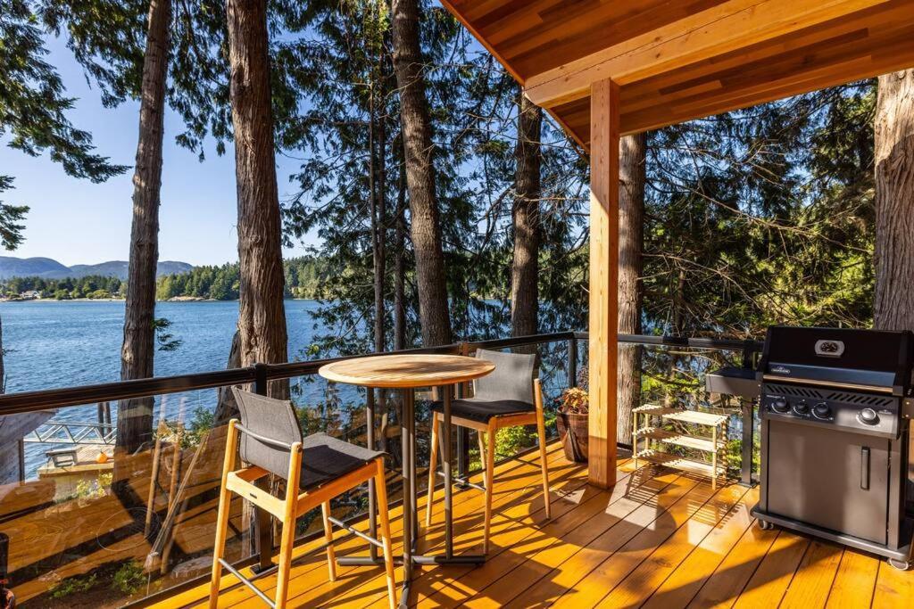 Kingfisher Manor Villa ซูค ภายนอก รูปภาพ